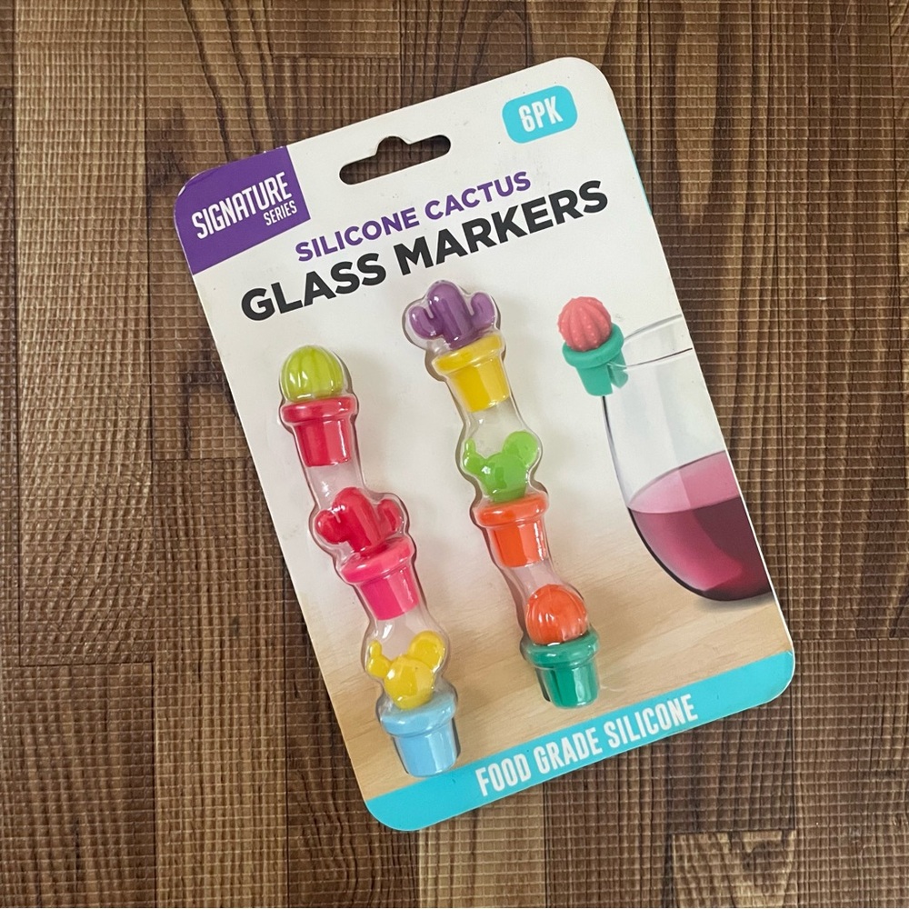 NWT Silicone Cactus Glass Markers 6 pack